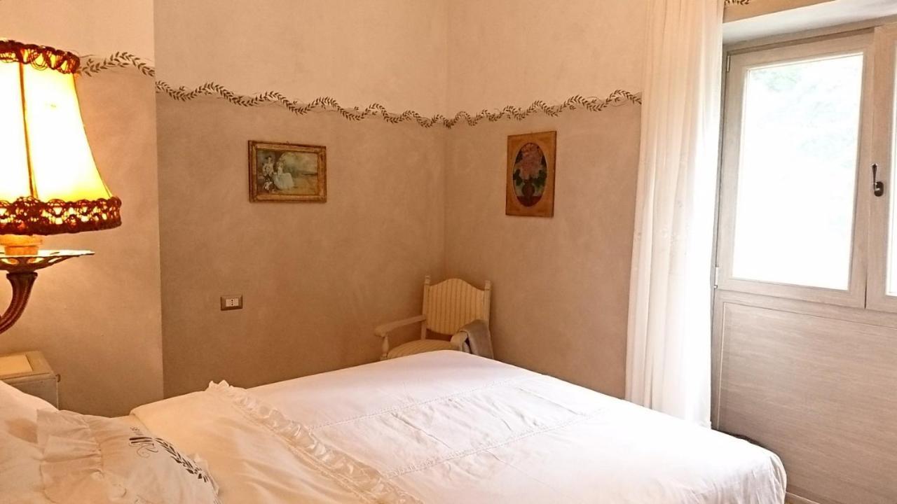 Due Principi E Una Fata Sestola Exteriör bild